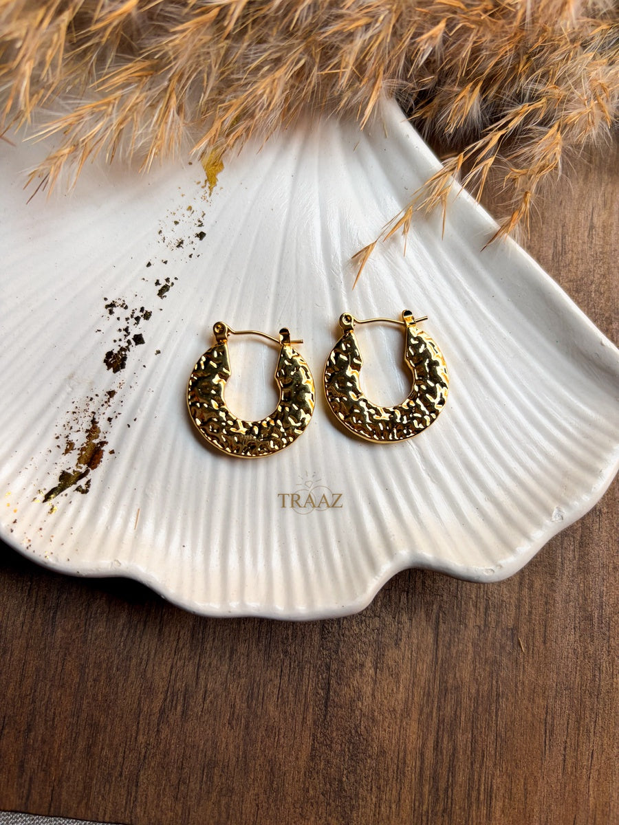 Basic Gold earrings