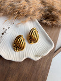 Golden Knot Sculpt Earring