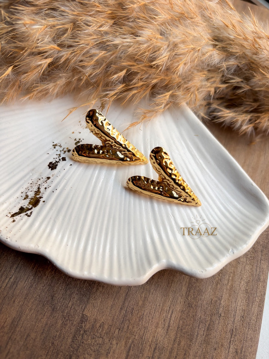 Soft Heart Gold Earring