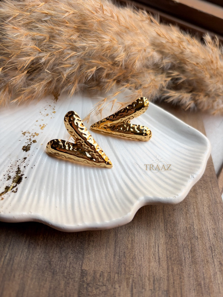 Soft Heart Gold Earring