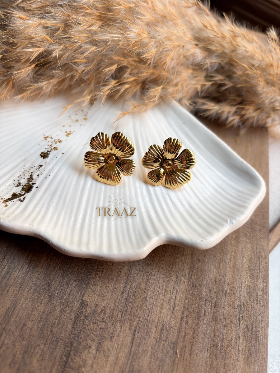 Bloom Gold Earring