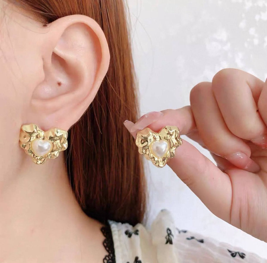 Pearl Melt Earring