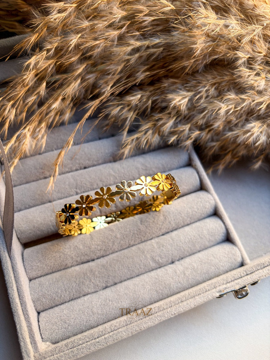 Golden Daisy bracelet