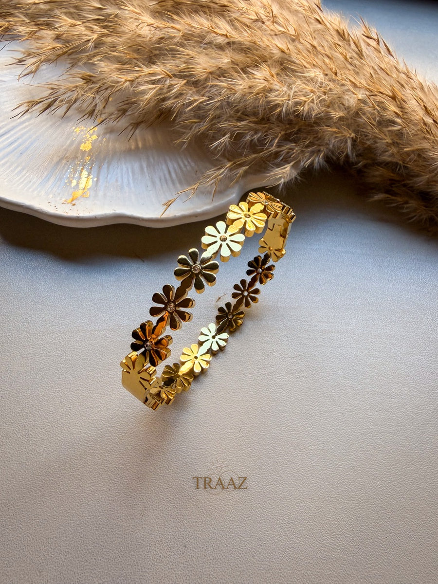 Golden Daisy bracelet