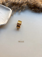 ⁦Triangle Ring