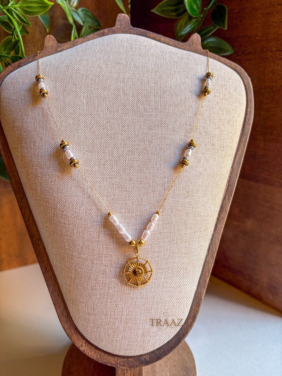 ☀️ Sunburst Pearl Necklace