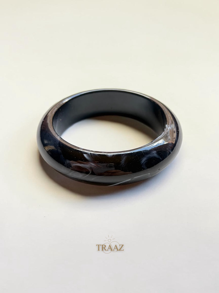 Black pump acrylic bangle