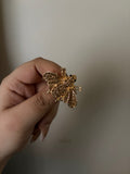 strass fly brooch