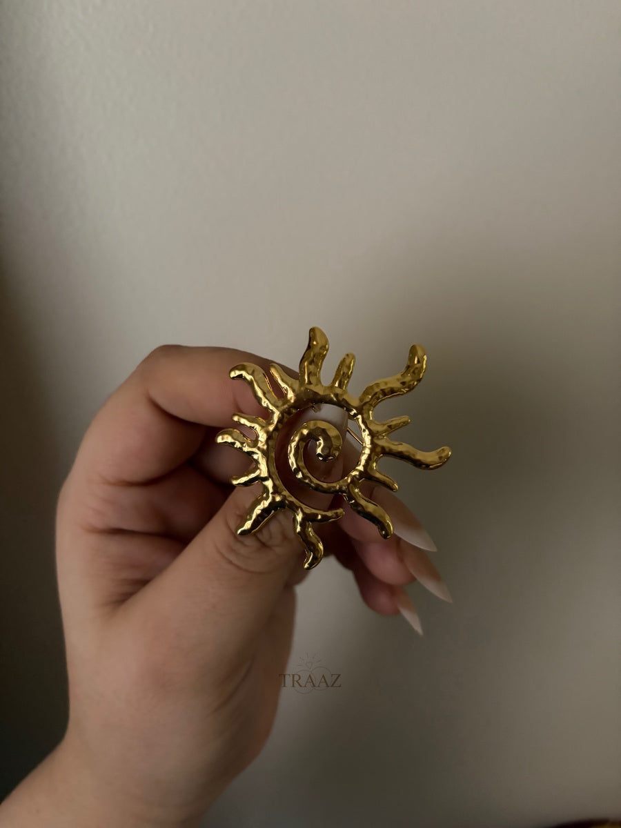 Wavy Sun brooch